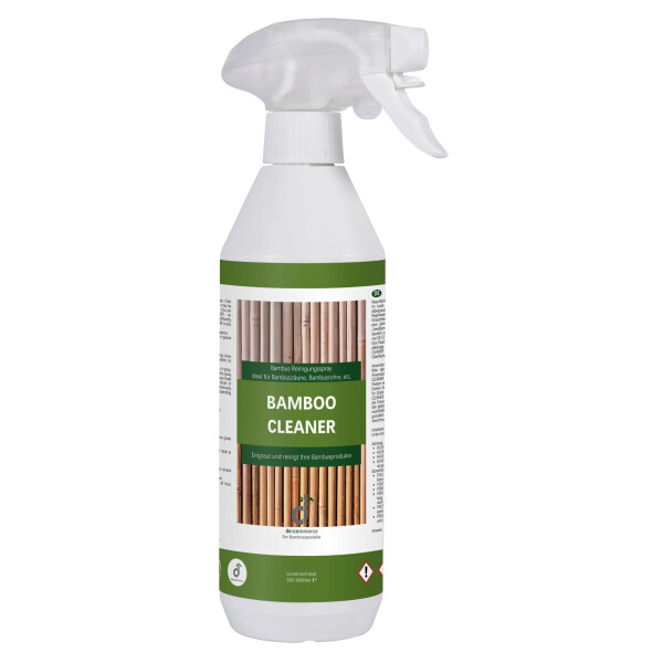 Weiße Sprühflasche mit grünem Etikett, darauf Bambusstäbe und der Schriftzug „Bamboo Cleaner“, „Bambus Reinigungsspray“, 500 ml, mit dem DE-COmmerce Logo.