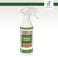 Grünes Etikett mit der Aufschrift ‚Bamboo Cleaner‘ sowie Warn- und Anwendungshinweisen auf Deutsch und Englisch, DE-Commerce.