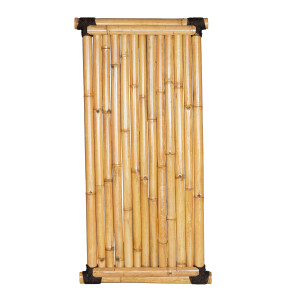 Sichtschutz aus Bambus, rechteckig, mit einer Breite von 90 cm und einer Höhe von 180 cm. Natürliche Bambusstäbe sind dicht nebeneinander angeordnet und mit stabilen Holzrahmen an den Ecken fixiert. Ideal für Garten- oder Terrassengestaltung, bietet Privatsphäre und eine natürliche Optik.