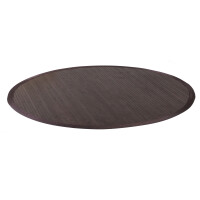 Runder Bambusteppich in dunklem Braun mit breiter, geflochtener Bordüre. Die Oberfläche besteht aus gleichmäßigen, 17 mm breiten Stegen, die ein modernes und elegantes Design bieten. Der Teppich hat einen Durchmesser von 120 cm und eignet sich ideal für Wohnräume oder Essbereiche.