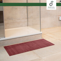 Drei Bambusteppiche mit parallelen Streifen und natürlichen Knoten, gezeigt in verschiedenen Ansichten und Schnitten, die die Struktur und das Design des Bambusmaterials hervorheben.