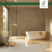 Modernes Badezimmer mit freistehender Badewanne, bodengleicher Glasdusche und warmen Naturtönen; drei unterschiedlich große, natürliche Bambus-Badematten liegen jeweils davor, Tageslicht fällt durch ein großes Fenster, oben rechts das DE-COmmerce-Logo.