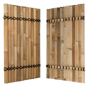 Zwei Sichtschutz-Bambuszaunelemente in Natur und Dunkelbraun, jeweils mit stabiler Verbindung durch schwarze Kabelbinder.