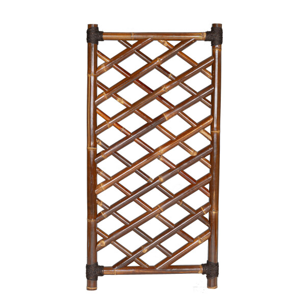 Bambus-Sichtschutzzaunmit diagonaler Lattenstruktur in dunkelbrauner Farbe. Robuste Konstruktion mit stabilen Bambusstäben und dekorativen Verbindungen an den Ecken. Ideal als natürliche Trennwand oder Zaunelement für den Garten. Maße: 90 cm Breite x 180 cm Höhe.
