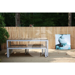 Sichtschutz aus Bambus, mit natürlicher Maserung und warmen Farbtönen. XXL-Größe von 180 cm x 180 cm, ideal für Gärten und Terrassen. Bietet Privatsphäre und eine natürliche Atmosphäre.