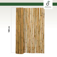 Halb aufgerollter heller Bambus-Windschutz-Rollzaun mit einer Höhe von 100 cm vor weißem Hintergrund; oben rechts das Logo von DE-COmmerce.