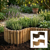 Rundes Blumenbeet im Garten mit Bambus-Beeteinfassung als natürliche Beetumrandung, bepflanzt mit Lavendel, Thymian und weiteren Kräutern; im Hintergrund unscharfer Garten mit Topfpflanze, unten rechts zusätzliche Produktdarstellung der flexiblen Bambus-Rasenkante mit Pfosten in zwei Farben.