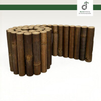 Flexible Bambus-Beeteinfassung in dunkler Ausführung, aufgerollt dargestellt, freigestellt auf weißem Hintergrund mit DE-COmmerce Logo oben rechts.